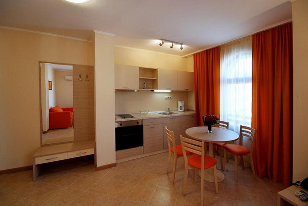 Aparthotel Royal Sun Slantschew brjag Zimmer foto